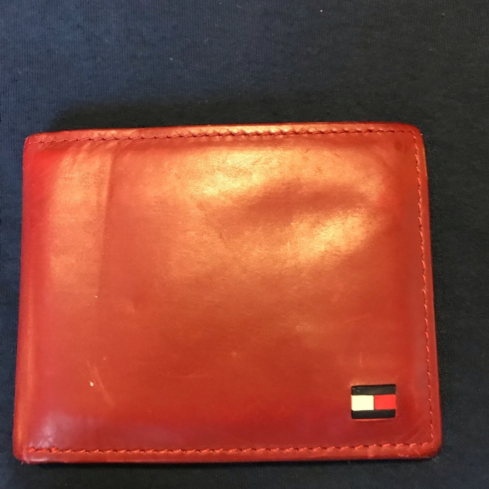 Tommy Hilfiger wallet